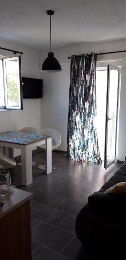 Apartmani Tustica Sveti Petar  Buitenkant foto