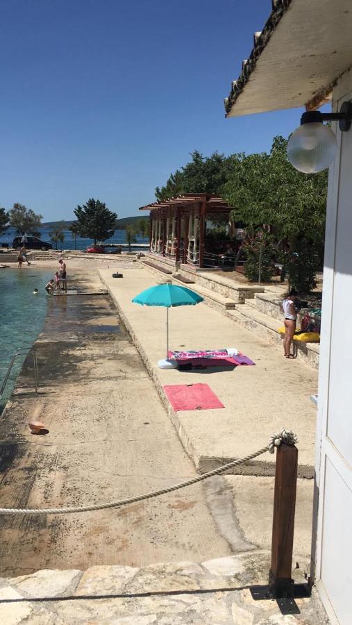 Apartmani Tustica Sveti Petar  Buitenkant foto
